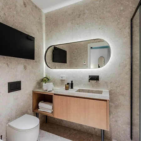 Luxury Inside The Walls Of דירה