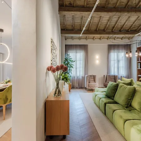 Luxury Inside The Walls Of Apartman