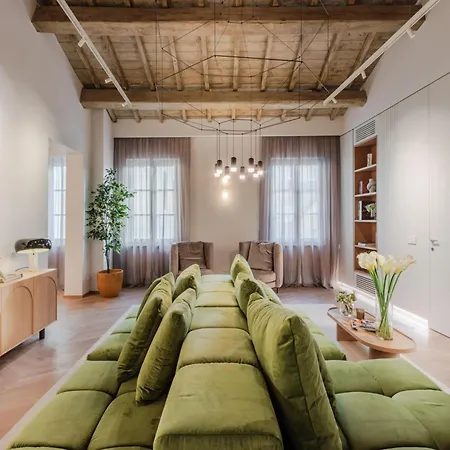 Luxury Inside The Walls Of Apartman *