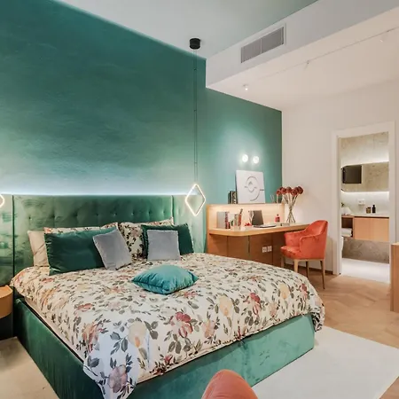 Luxury Inside The Walls Of Apartman